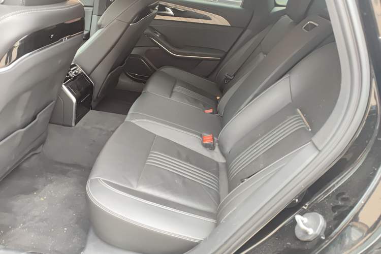 Used Hongqi H9 2020 2.0T Smart Connect Flagship Edition
