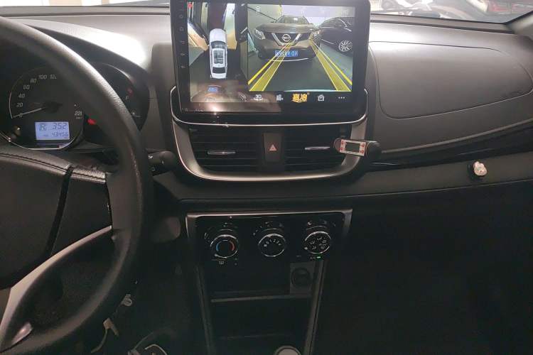 Used Toyota YARiS L 2020 X-Trail X 1.5L CVT Luxury Edition