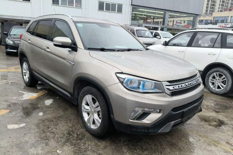 Used Changan CS75 2014 2.0L Manual Luxury Version China IV Standard