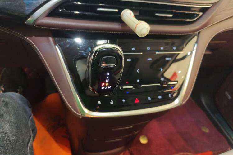 Used Buick GL8 2022 Avenir Aivia Six-Seat Deluxe Edition
