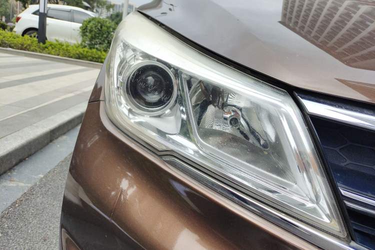 Used Baojun 730 2017 1.5T DCT Fashion Edition 7-Seater China V Emission Standard