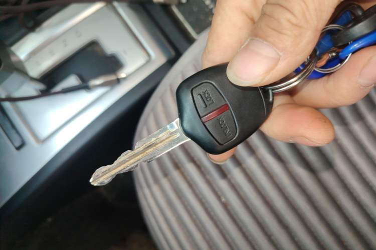 Used Mitsubishi Pajero Sport 2013 3.0L Automatic 4x4 Executive Edition
