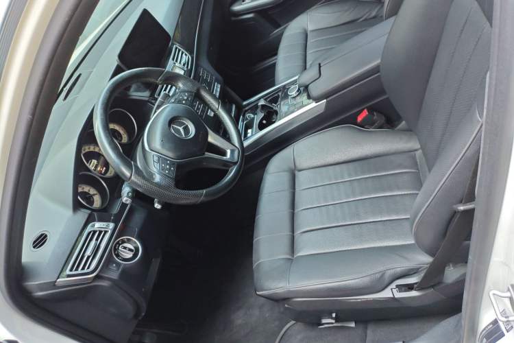 Used Mercedes-Benz E-Class 2015 Revised E 180 L Sport Edition
