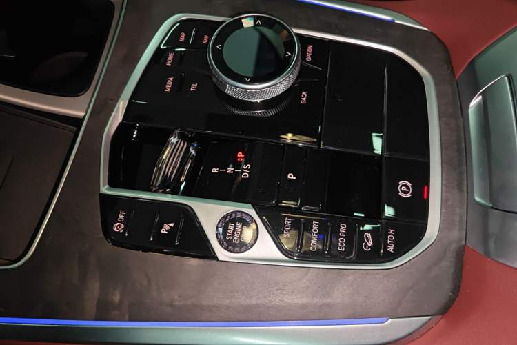 Used BMW X5 2023 xDrive 30Li M Sport Package