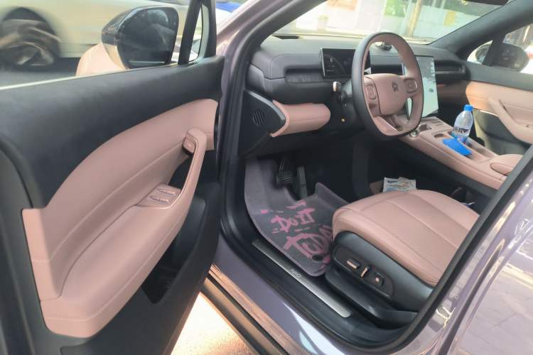 Used Nio EC6 2024 75 kWh