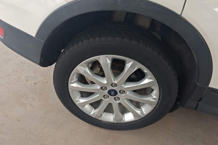 Used Ford Kuga 2015 1.5L GTDi Two-Wheel Drive Fashion Edition