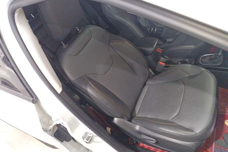 Used  Compass 2020 220T Automatic Elite Edition