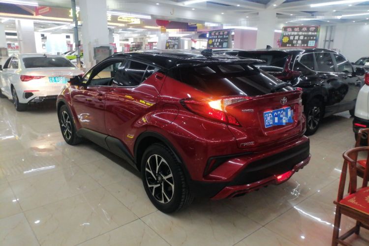 Used Toyota C-HR 2018 2.0L Leading with Sunroof China V Standard
