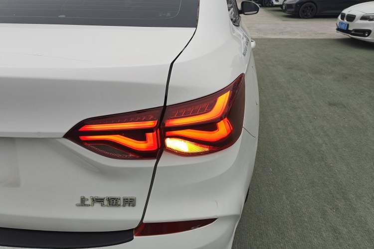 Used Chevrolet Monza 2022 320 Automatic Enjoyment Sunroof Version