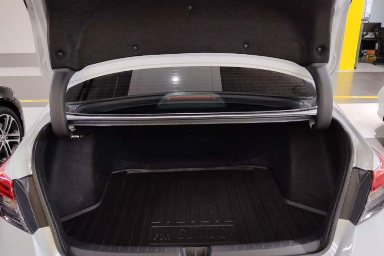 Used Honda Civic 2023 2.0L eHEV Pioneer Edition
