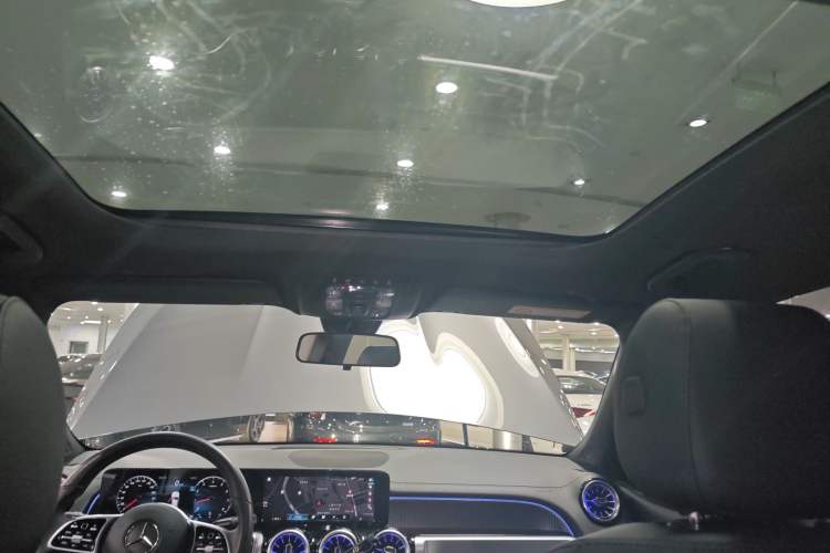 Used Mercedes-Benz GLB 2022 Updated GLB 200 Fashion Edition
