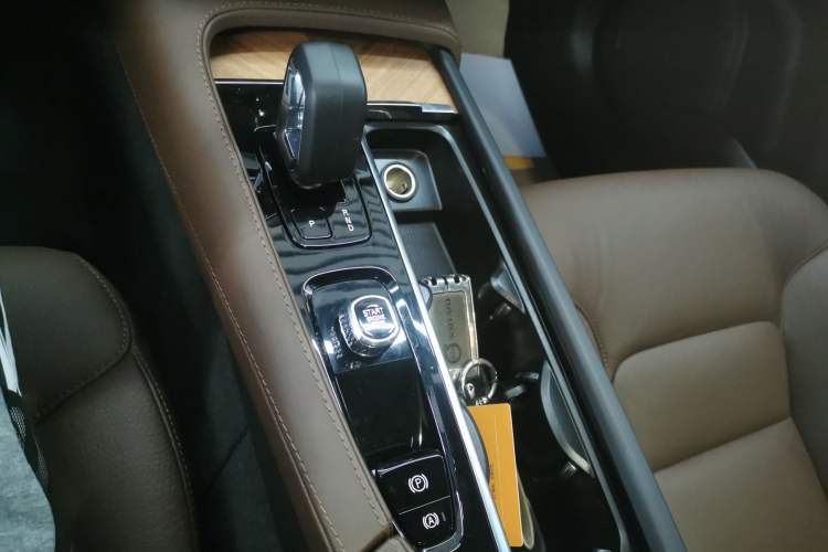 Used Volvo XC90 2023 B5 SmartDrive Luxury Edition 5 Seats