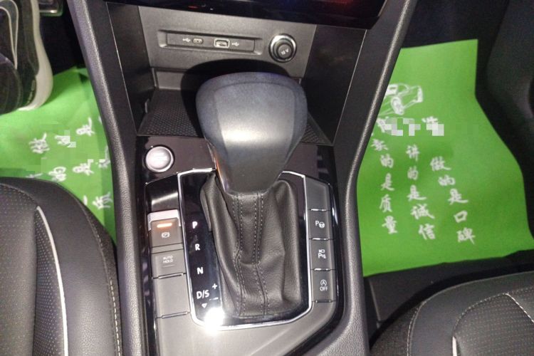 Used Volkswagen Tiguan L 2022 330TSI Automatic Two-Wheel Drive R-Line Enhanced Edition
