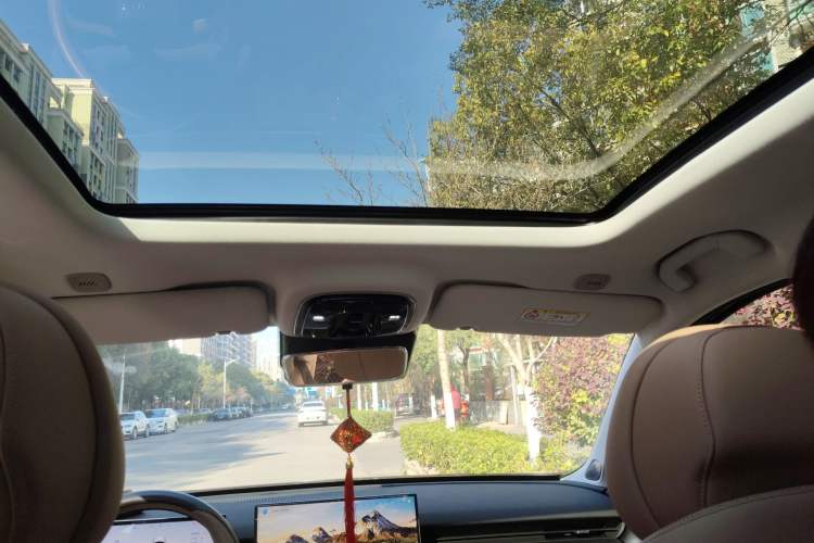 Used Chery Tiggo 8 L 2024 2.0T Two-Wheel-Drive Luxury Version 7 Seats
