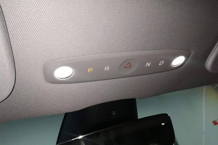 Used Tesla Model 3 2023 Rear-Wheel-Drive Version
