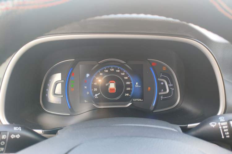 Used Hyundai Tucson 2019 280TGDi Dual-Clutch Two-Wheel Drive Fashion Edition China VI Standard
