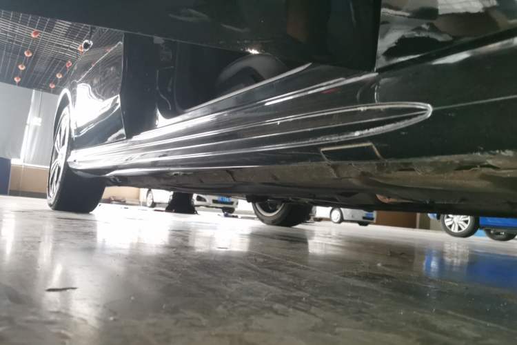 Used Mercedes-Benz E-Class 2015 Facelift E 200 L Sport Edition
