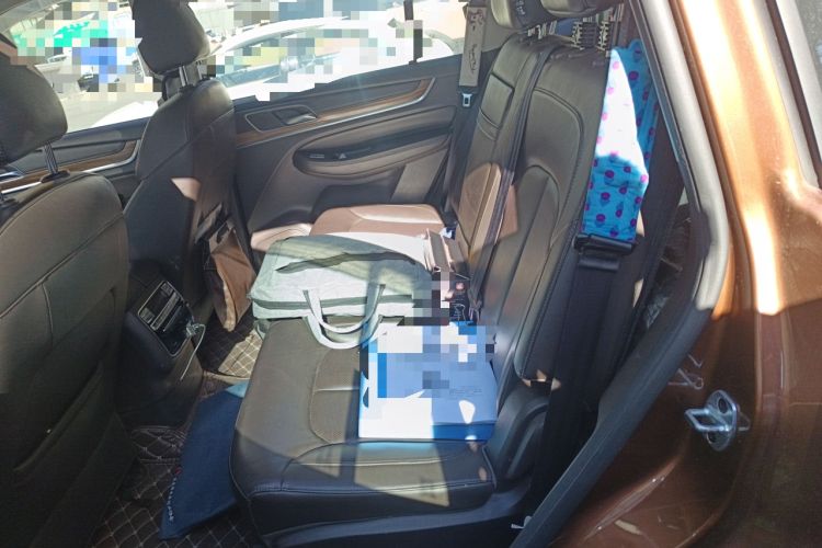 Used Roewe RX8 2018 30T Smart Connectivity Four-Wheel Drive Flagship Edition
