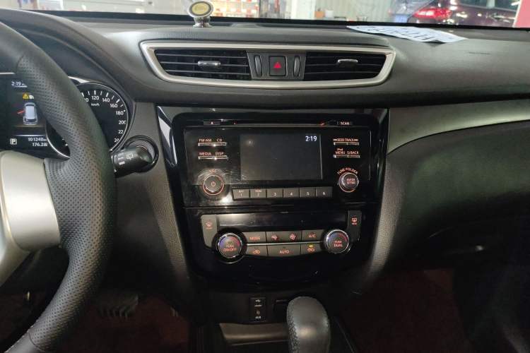 Used Nissan X-Trail 2014 2.0L CVT Comfort Edition 2WD
