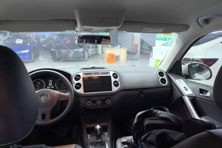 Used Volkswagen Tiguan 2017 300TSI Automatic Two-Wheel Drive Silk Road Luxury Edition
