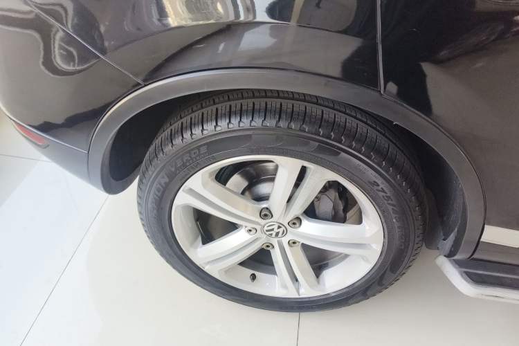 Used Volkswagen Touareg 2011 3.0 TSI Standard Version