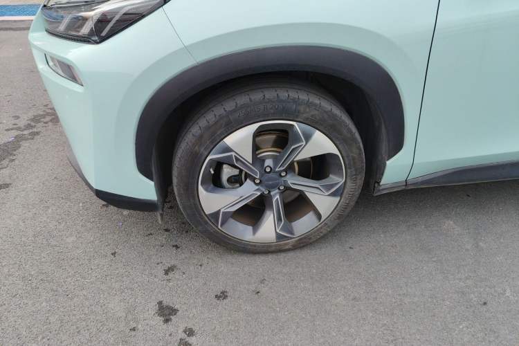 Used AION V 2022 Plus 80 Executive Edition Ternary Lithium