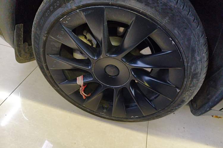 Used Tesla Model Y 2023 Rear-Wheel-Drive Version