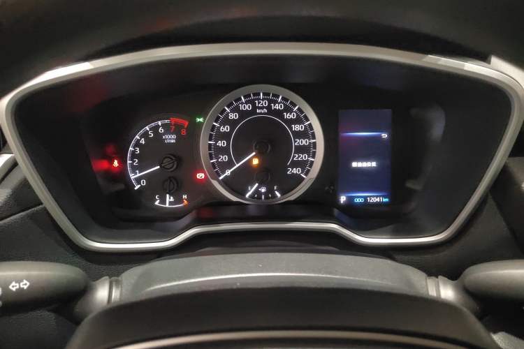 Used Toyota FRONTLANDER 2022 2.0L CVT Luxury PLUS Edition
