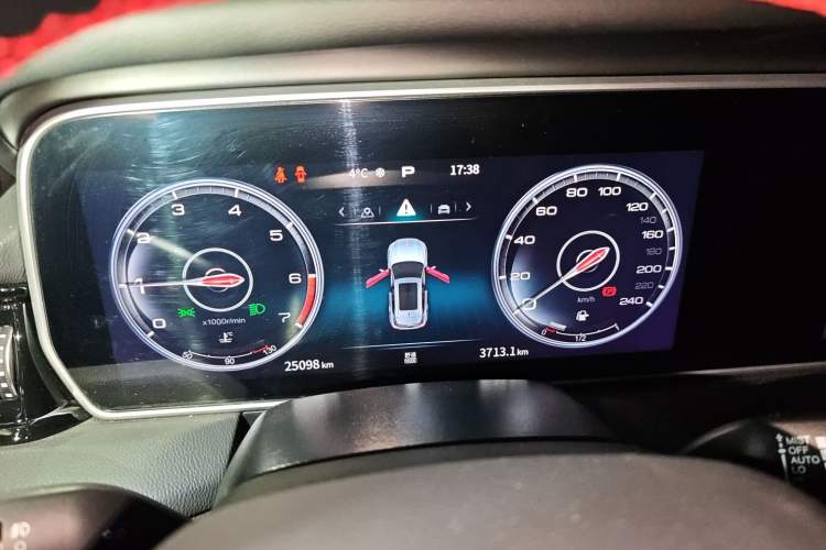 Used Hongqi HS5 2022 Revised Version 2.0T Smart Connect Flagship Edition