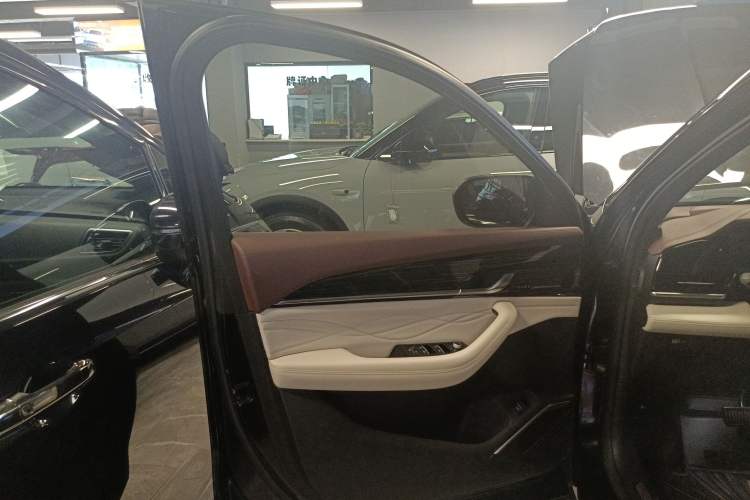 Used Geely Auto Monjaro L 2021 2.0TD DCT EVO Two-Wheel Drive Prestige Version
