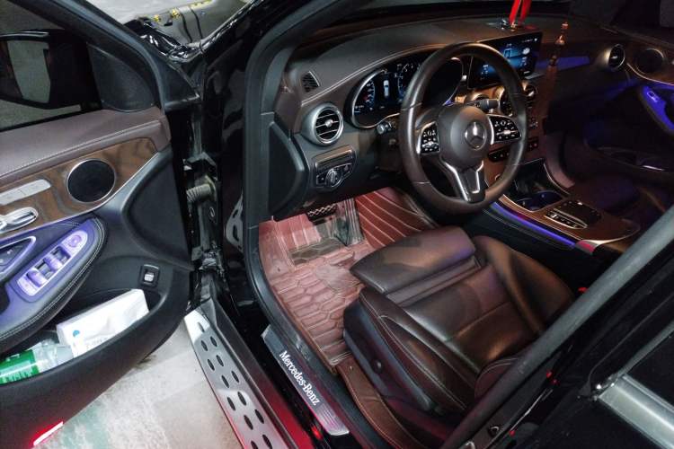 Used Mercedes-Benz GLC 2020 GLC 300 L 4MATIC Dynamic Edition
