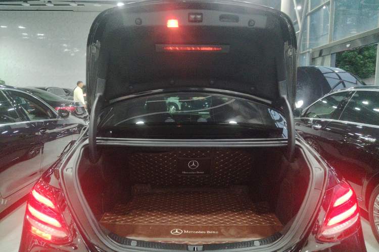 Used Mercedes-Benz E-Class 2018 Facelifted E 300 L Stylish Version
