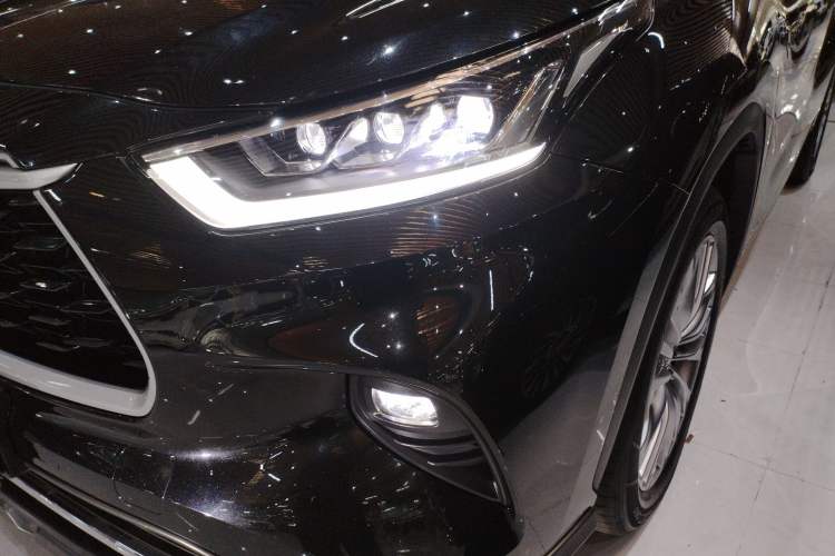 Used Toyota Highlander 2022 Dual-Engine 2.5L Four-Wheel Drive Prestige Version 7 Seats
