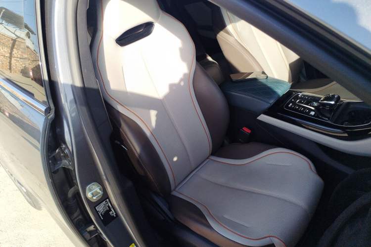 Used BYD Qin PLUS 2023 Champion Edition EV 420KM Leading Model
