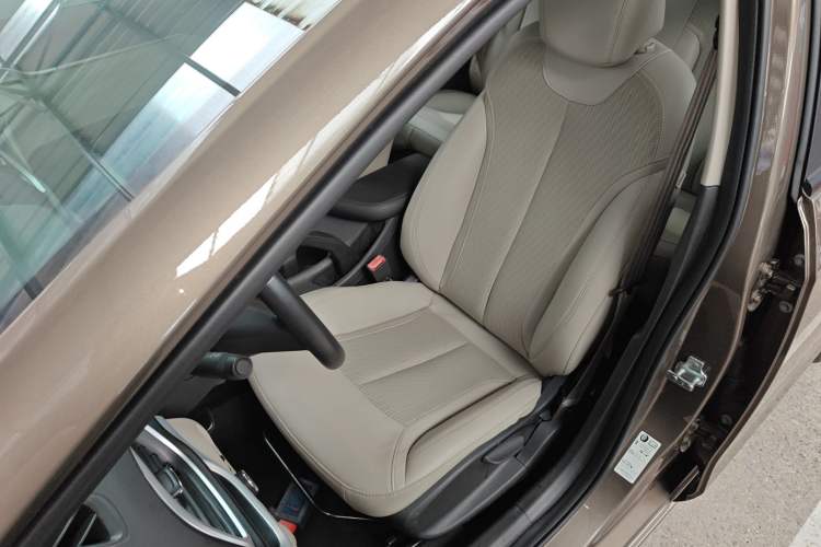 Used Buick GT 2017 15N Automatic Elite Version
