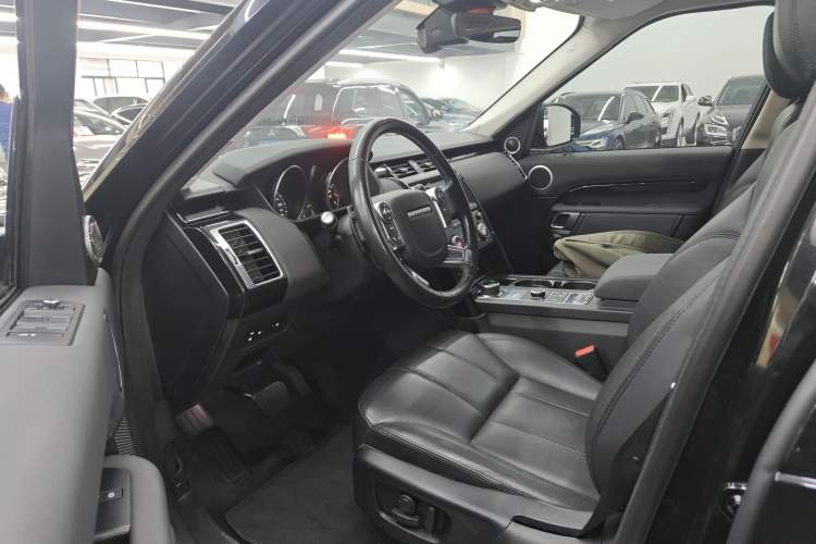 Used Land Rover Discovery 2018 3.0 SC V6 SE