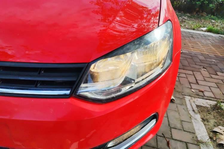 Used Volkswagen Polo 2016 1.6L Automatic Comfort Model