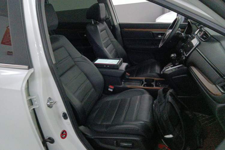 Used Honda CR-V 2019 Brilliant Edition Plus 240TURBO CVT Two-Wheel Drive Fashion Version China VI Emission Standard