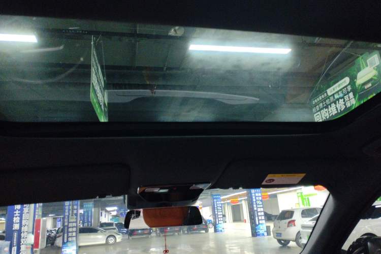 Used Li Auto L8 2023 Pro Model
