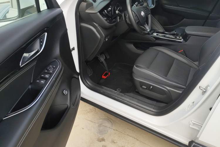 Used Buick Envision 2021 Encore Plus 652T Five-Seat Luxury Model
