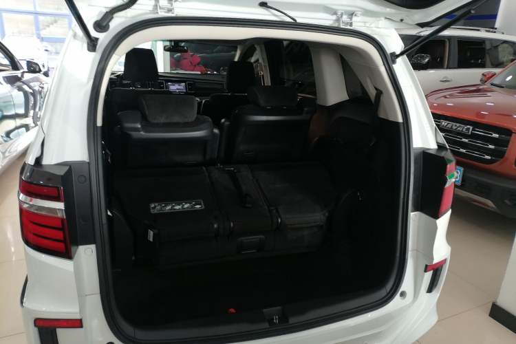 Used Honda Elysion 2016 2.4L Classic Edition
