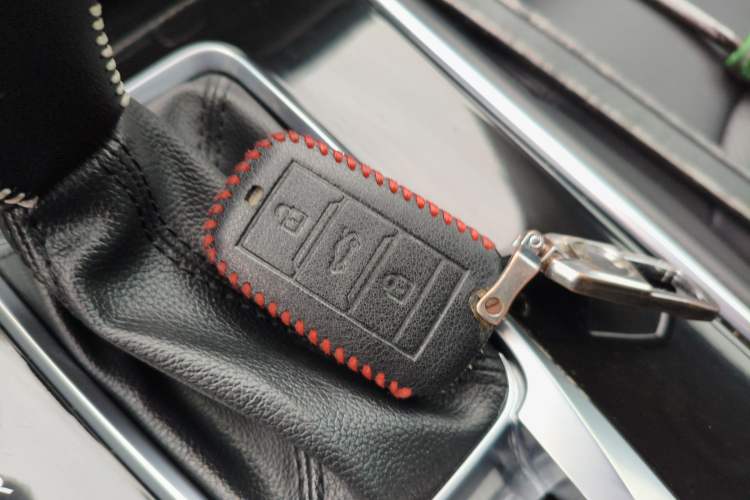 Used Changan CS75 2021 Honor Million Edition 280T DCT Luxury Model
