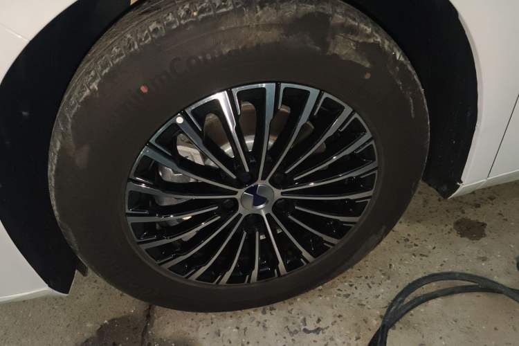 Used Denza D9 2024 DM-i 980 Four-Wheel Drive Prestige Model