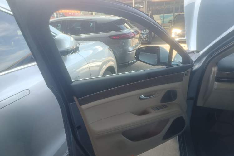 Used Hima AITO M5 2022 Extended-Range Four-Wheel Drive Flagship Edition
