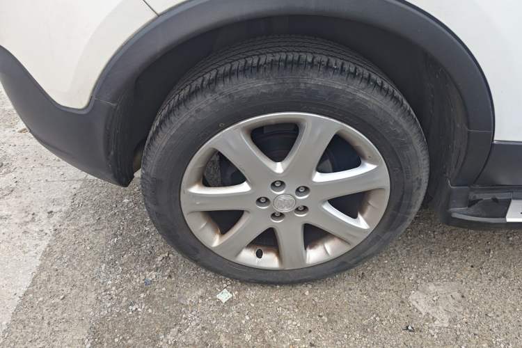 Used Buick Encore 2015 1.4T Automatic Two-Wheel Drive Urban Elite Version
