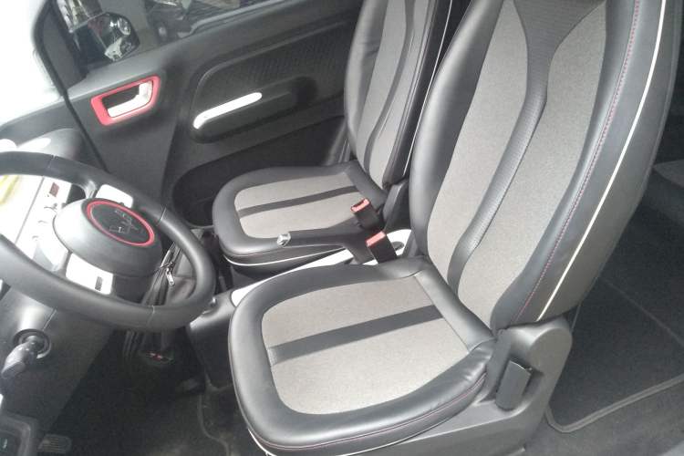 Used Wuling Hongguang MINIEV 2022 GAMEBOY 200km Gaming Edition with Lithium Iron Phosphate
