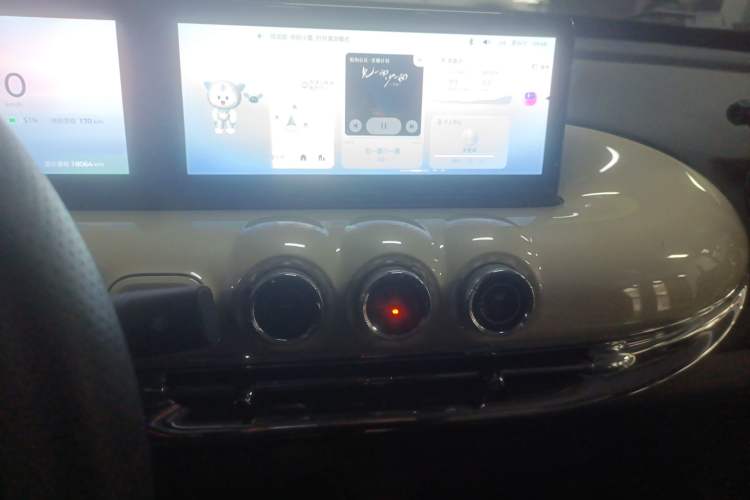 Used Wuling Bingo 2023 333 km Lingxi Connected Version
