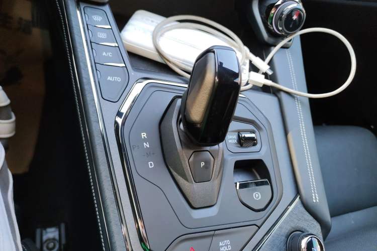 Used Lynk & Co 01 2021 2.0TD Four-Wheel Drive Dark Night Edition
