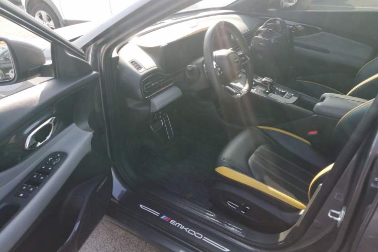 Used GAC Trumpchi EMPOW 2023 270T DCT J15 Version
