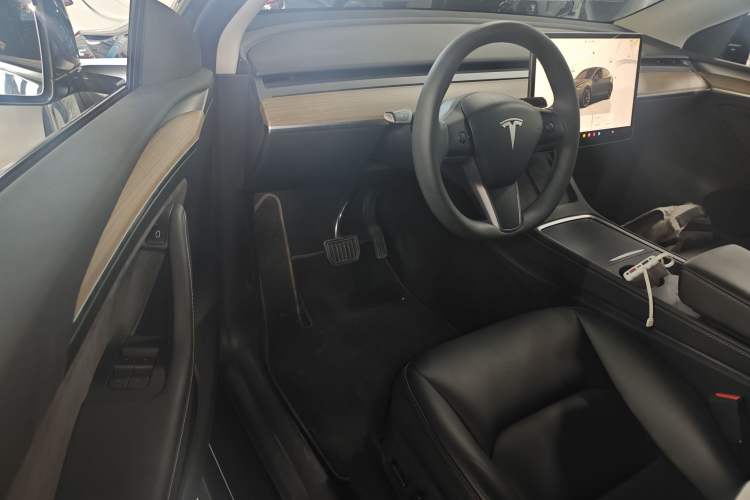 Used Tesla Model Y 2022 Revised Version Long-Range All-Wheel Drive